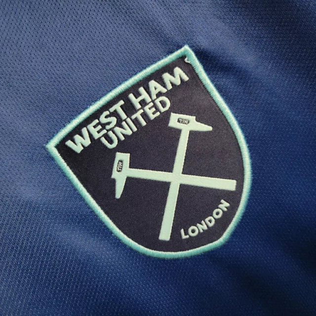 Camisa West Ham III 23/24 - Torcedor Umbro Masculina - Azul com detalhes em Verde