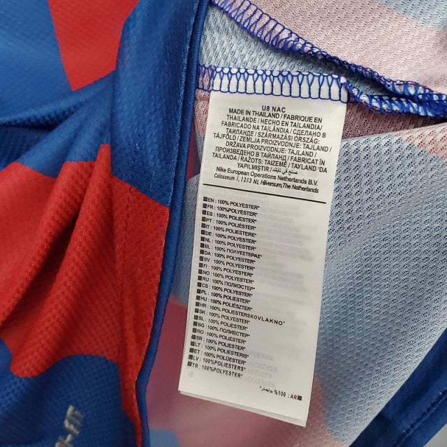 Camisa Barcelona Retrô 2010/2011 Azul e Grená - Nike