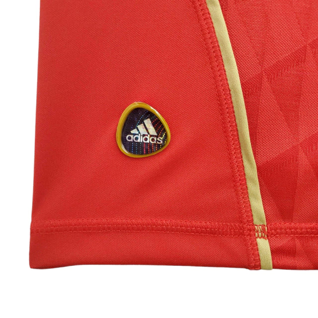Camisa Retrô Liverpool I 2010/2011 - Masculina Adidas - Vermelha com detalhes em branco