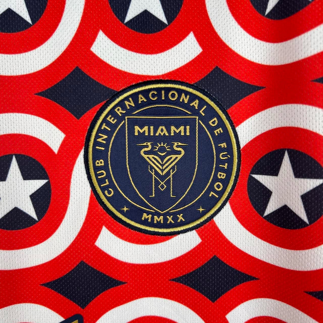 Camisa Inter Miami Edição Especial Marvel 23/24 - Torcedor Adidas Masculina - Azul com detalhes em vermelho e branco