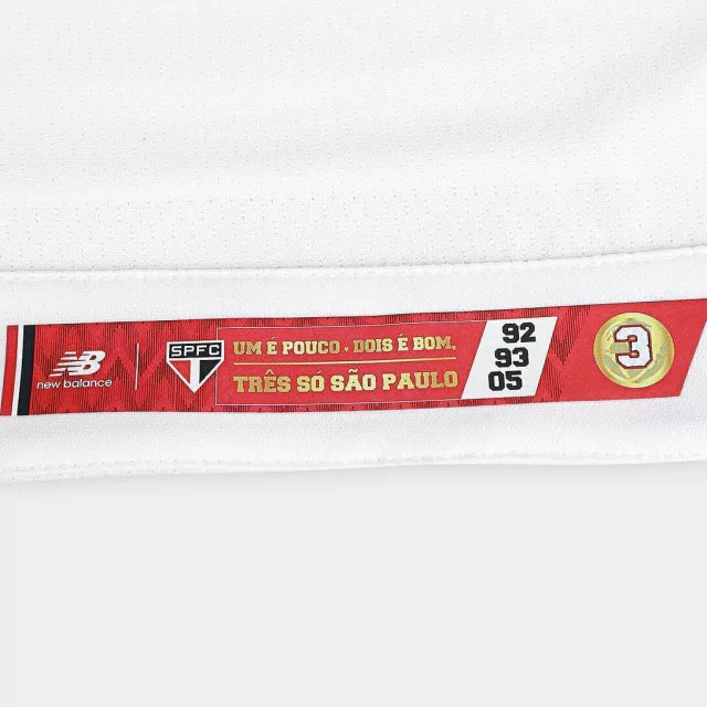Camisa São Paulo I 25/26 - Torcedor New Balance Masculina - Branca com detalhes em vermelho e preto