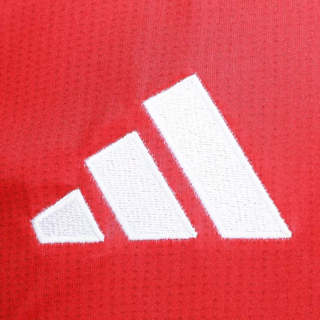 Camisa Arsenal Pré-jogo 24/25 - Torcedor Adidas Masculina - Branca com detalhes em preto e azul e vermelho