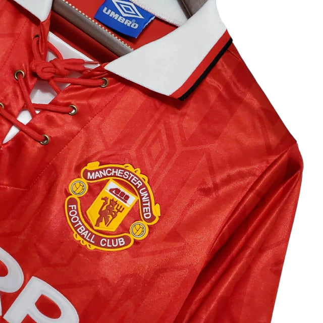 Camisa Retrô Manchester United 1992/1994 - Umbro Masculina - Vermelha com detalhes em branco