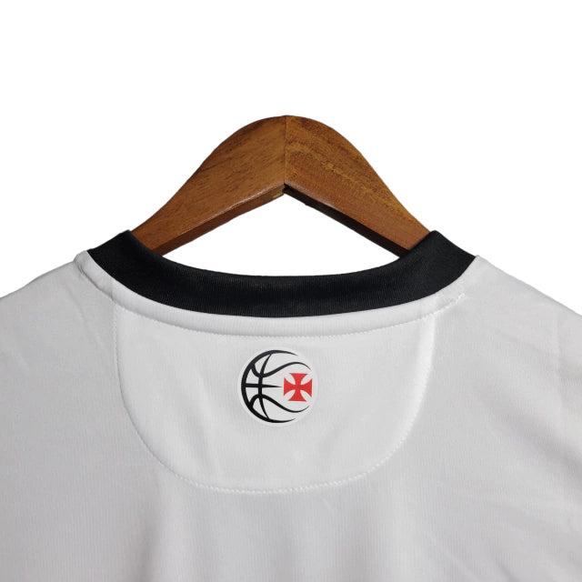 Camiseta regata Vasco da Gama I 23/24 Kappa Torcedor Masculina - Branco com detalhes na faixa em preto