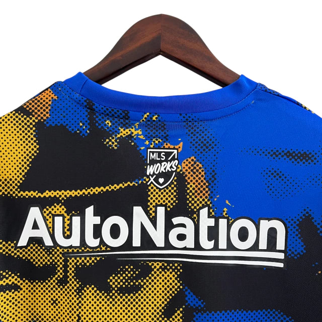 Camisa Inter Miami Treino 23/24 - Torcedor Adidas Masculina - Azul com detalhes em preto e amarelo