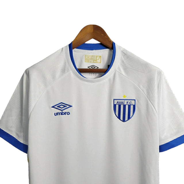 Camisa Avaí II 23/24 - Torcedor Umbro Masculina - Branca com detalhes em azul